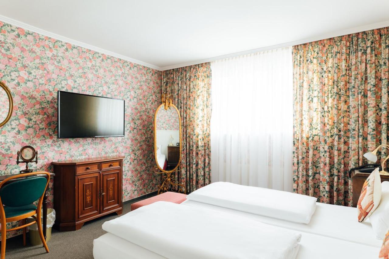 Das Kleine Hotel In Ruhiger Stadtlage Wiesbaden Luaran gambar