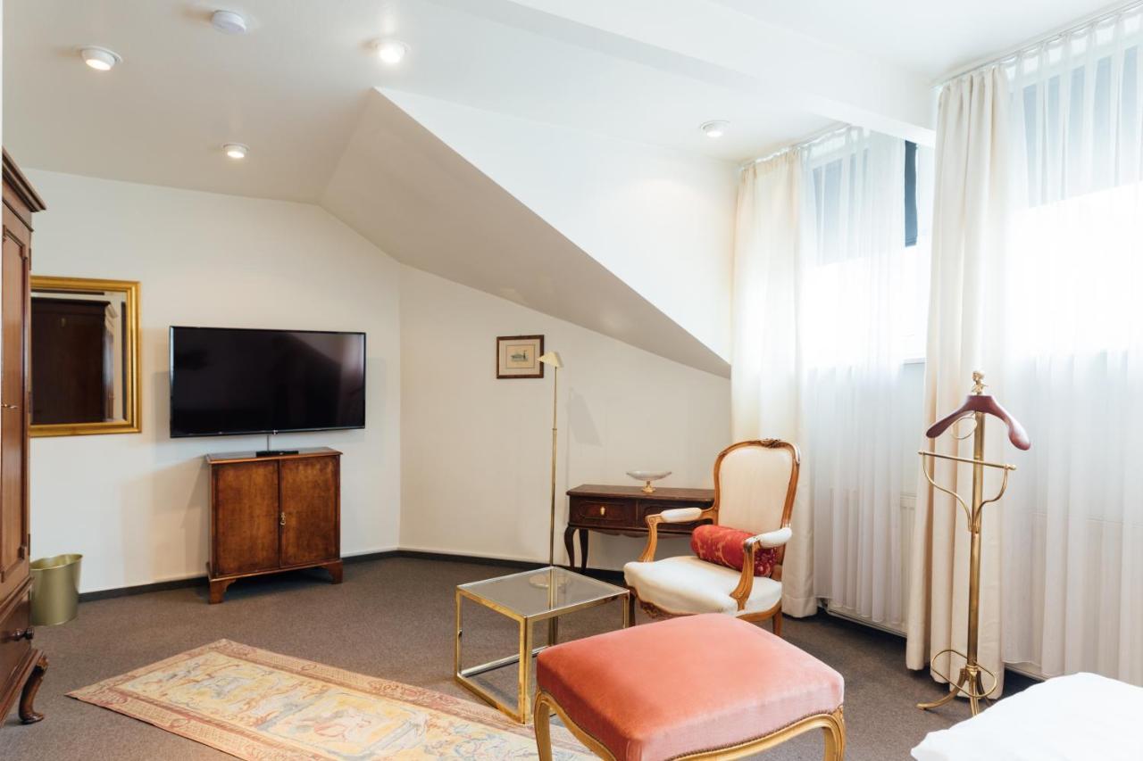 Das Kleine Hotel In Ruhiger Stadtlage Wiesbaden Luaran gambar