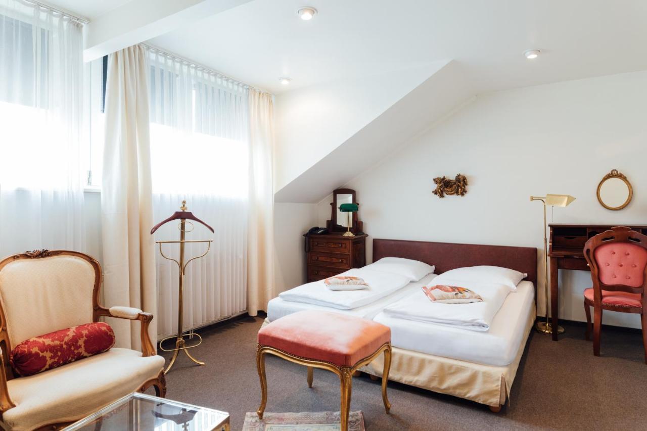 Das Kleine Hotel In Ruhiger Stadtlage Wiesbaden Luaran gambar
