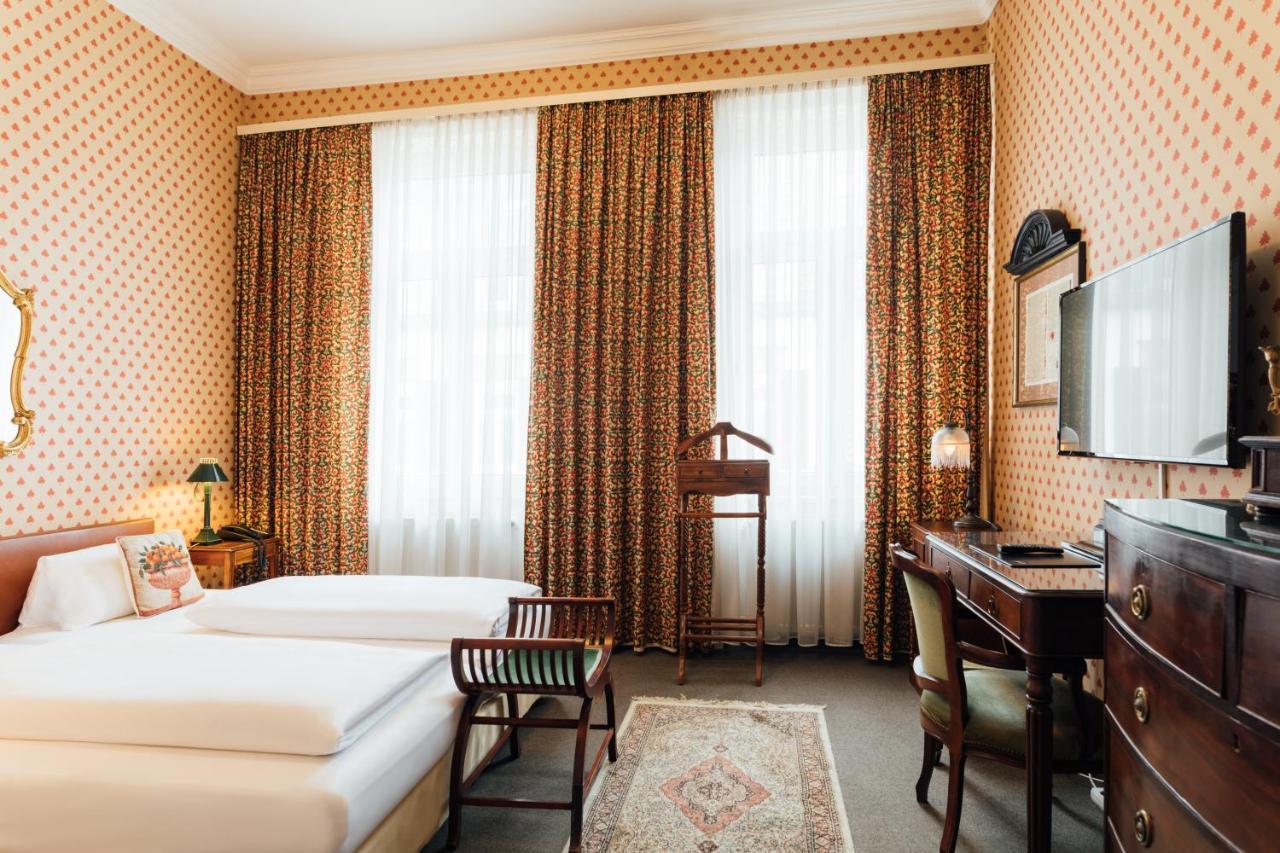 Das Kleine Hotel In Ruhiger Stadtlage Wiesbaden Luaran gambar